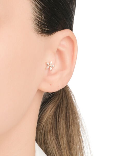 14 Ayar Altın Taşlı Çiçek Figürlü Tragus Küpe