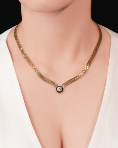 14 Ayar Altın Siyah Mineli Taşlı Kolye