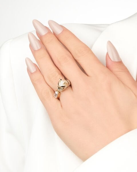 14 Ayar Altın Panter Figürlü Baget Taşlı Yüzük