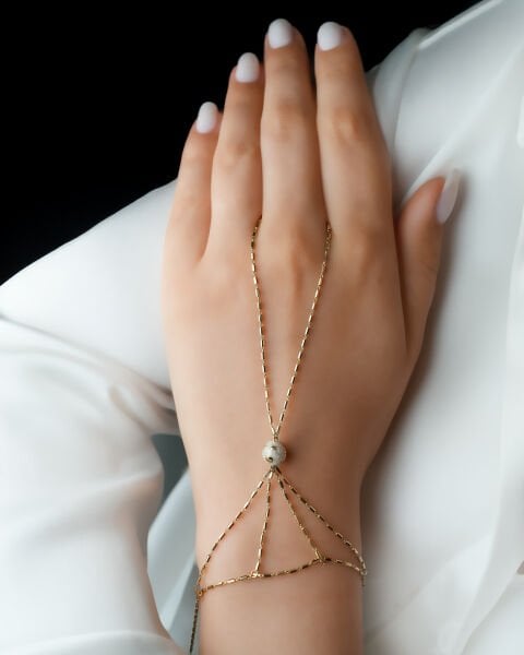 Çift Taraflı Küre Formlu 14 Ayar Altın Şahmeran