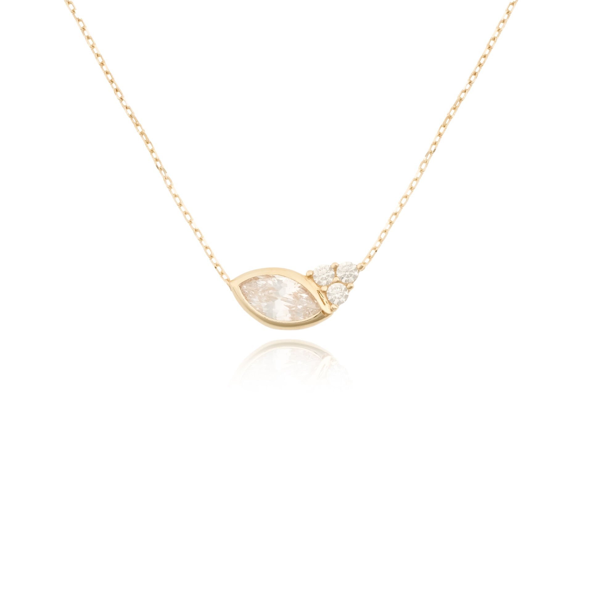 14 Ayar Altın Taşlı Tasarım Kolye