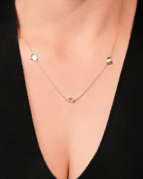 14 Ayar Altın Taşlı C Harfi Kalp Kolye