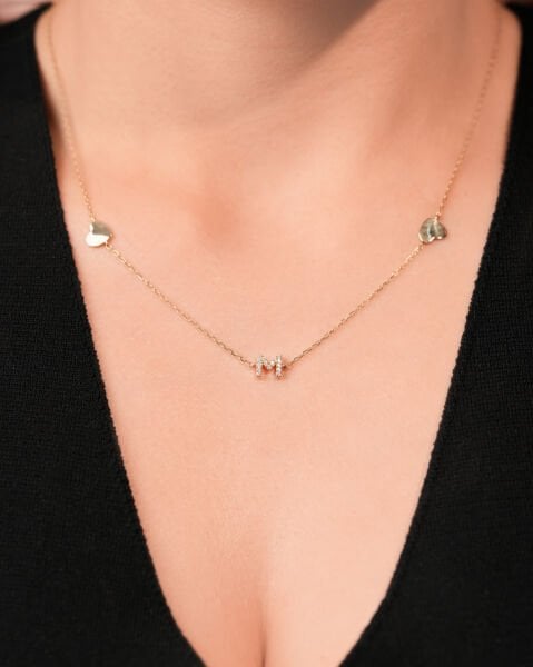 14 Ayar Altın Taşlı M Harfi Kalp Kolye