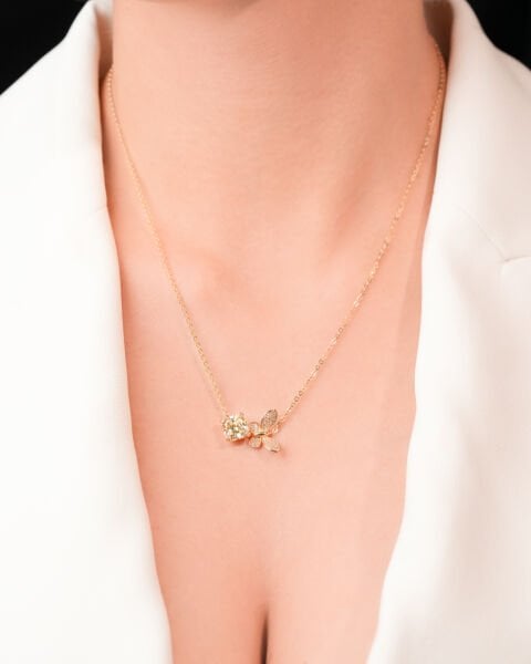 14 Ayar Altın Taşlı Kelebek Kolye