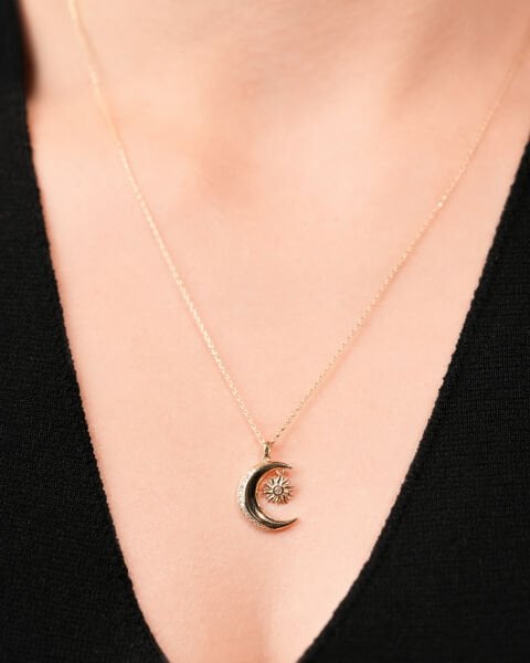 14 Ayar Altın Taşlı Ay Güneş Kolye