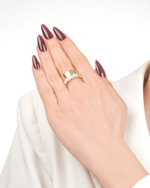 14 Ayar Altın Baget Taşlı Tasarım Yüzük