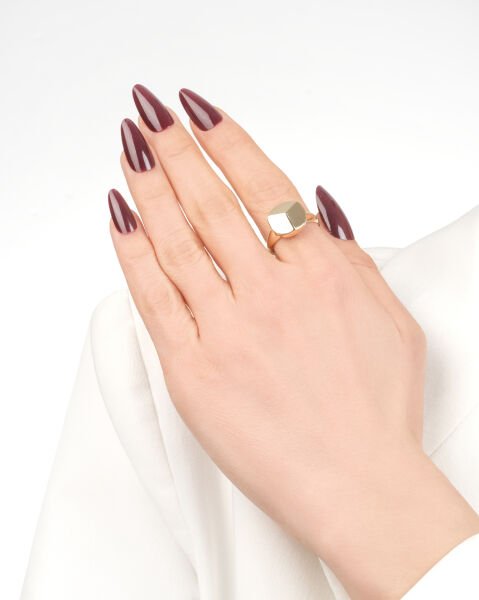 14 Ayar Altın Geometrik Form Yüzük