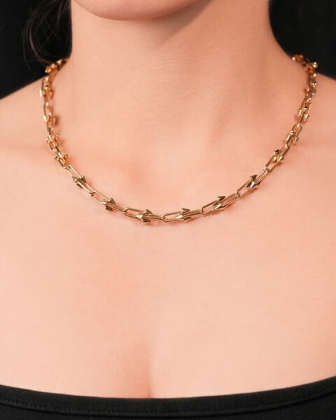 14 Ayar Altın Üçgen Tasarım Kolye