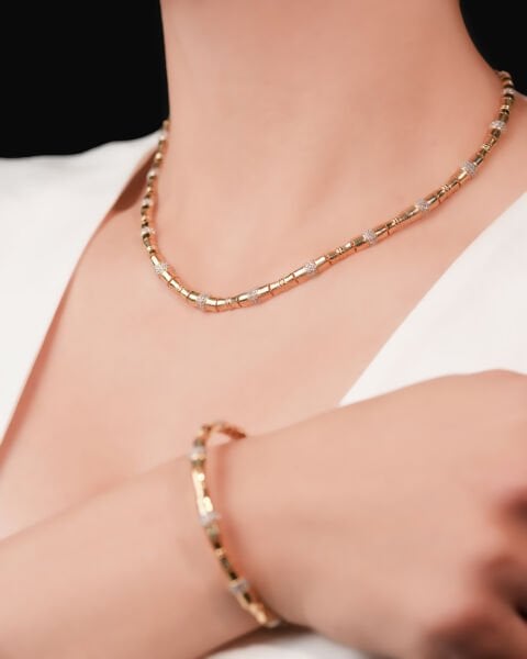 14 Ayar Altın Bambu Taşlı Kolye