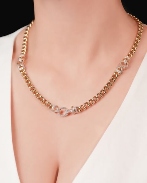 14 Ayar Altın Taşlı Tasarım Kolye