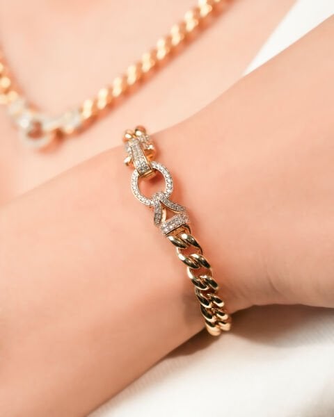 14 Ayar Altın Taşlı Tasarım Bileklik