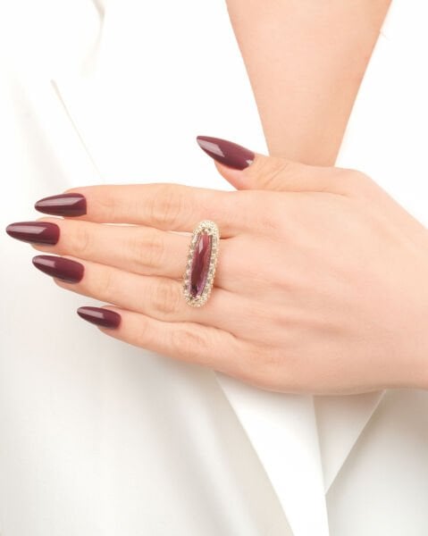 14 Ayar Altın Taşlı Tasarım Yüzük