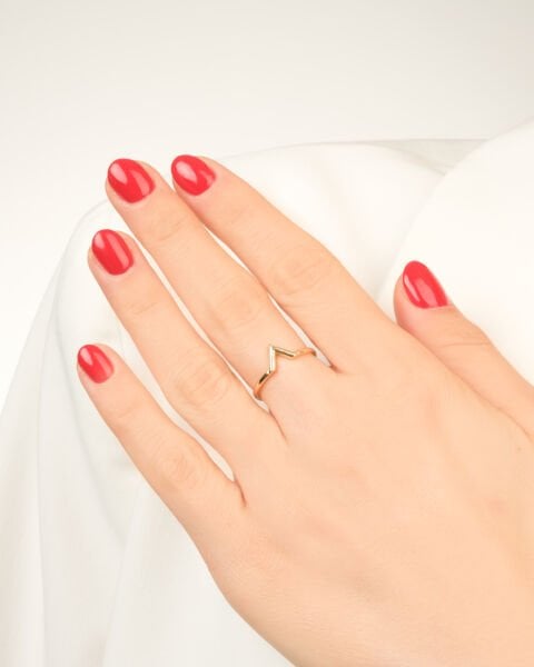 14 Ayar Altın V Tasarım Yüzük