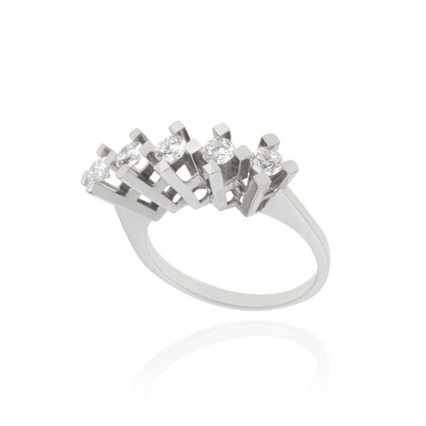 0.60 Karat Pırlanta Beştaş Yüzük