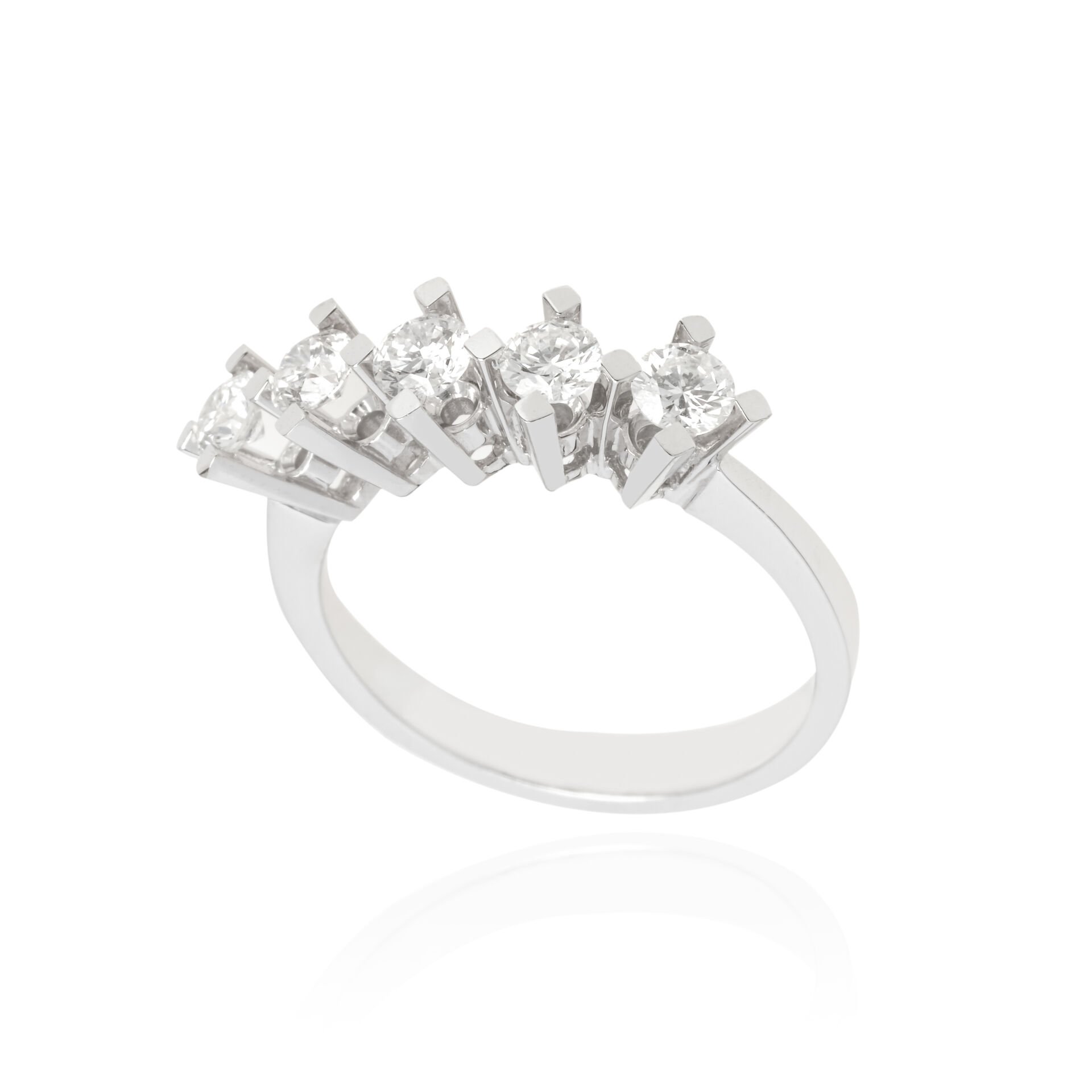 0.80 Karat Pırlanta Beştaş Yüzük