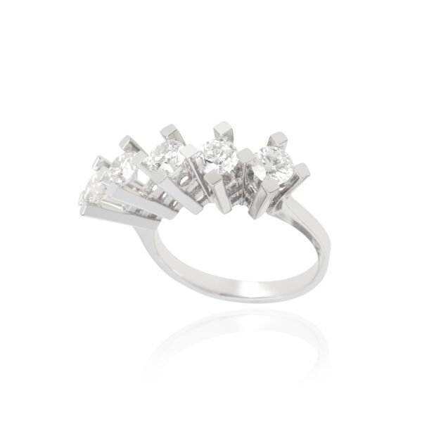 1.65 Karat Pırlanta Beştaş Yüzük