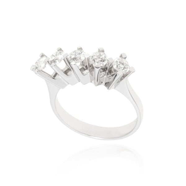 0.90 Karat Pırlanta Beştaş Yüzük