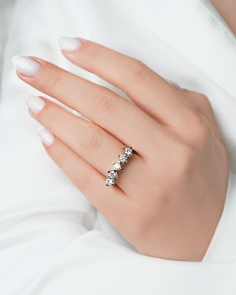 1.52 Karat Beştaş Pırlanta Yüzük