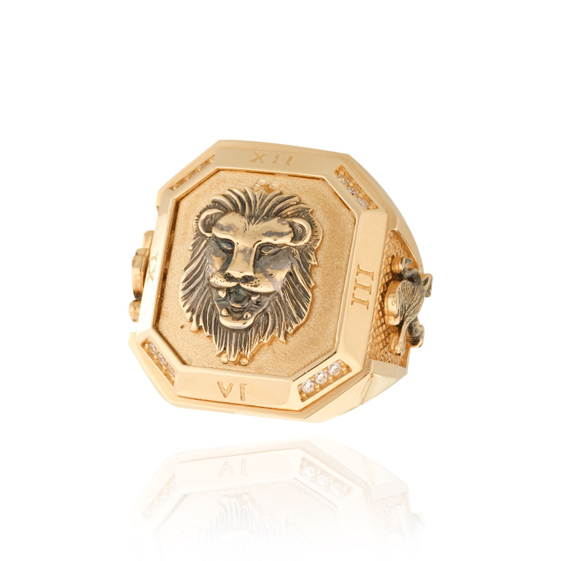 14 Ayar Altın Aslan Figürlü Taşlı Erkek Yüzük