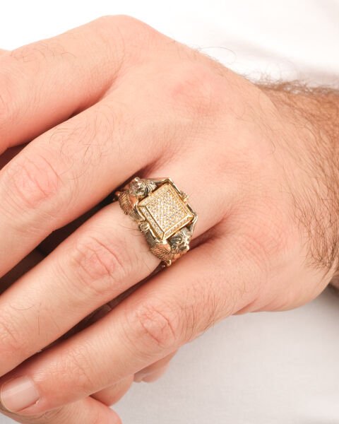 14 Ayar Altın Taşlı Aslan Figürlü Erkek Yüzük