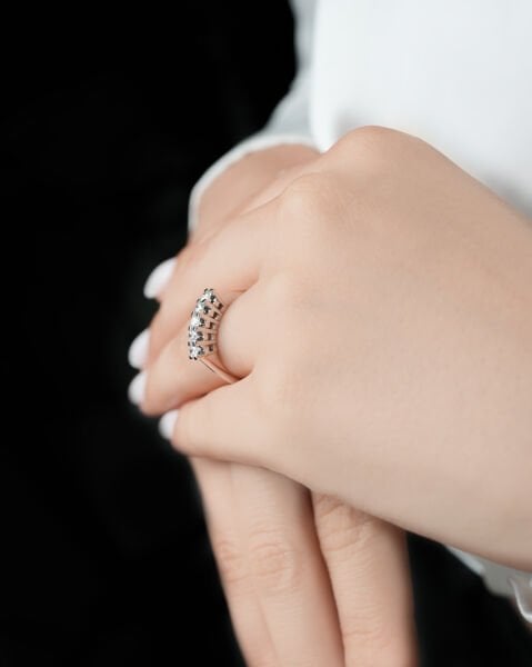 0.45 Karat Beştaş Pırlanta Yüzük