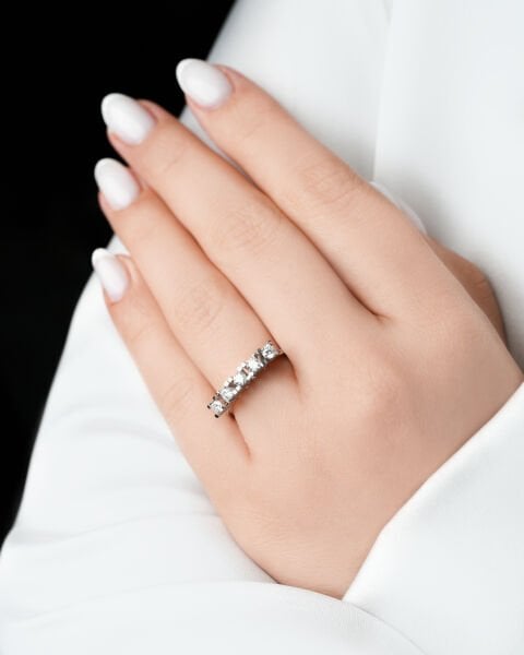 0.60 Karat Beştaş Pırlanta Yüzük