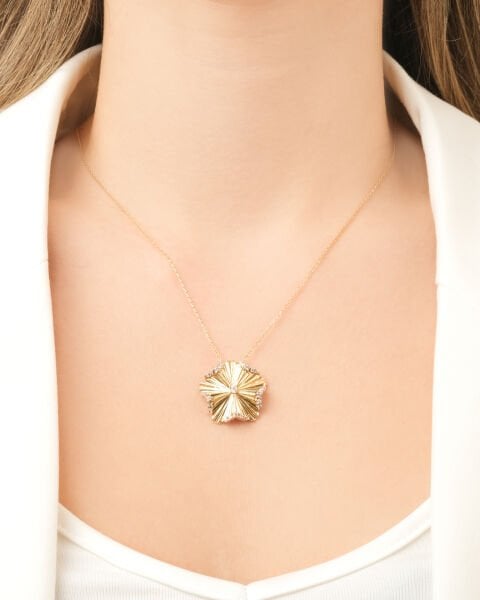 Roberto Bravo 14 Ayar Altın Taşlı Tasarım Kolye