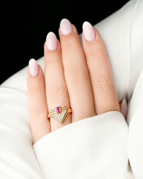 14 Ayar Altın Pembe Quartz Taşlı Yüzük