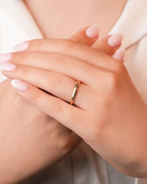 14 Ayar Altın Örgü Desenli Yüzük