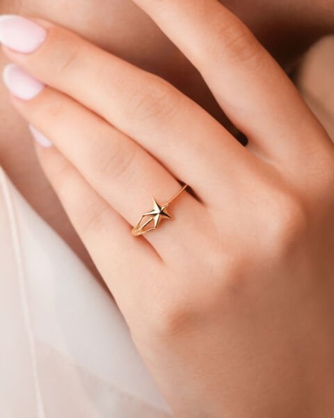 14 Ayar Altın Yıldız Figürlü Yüzük