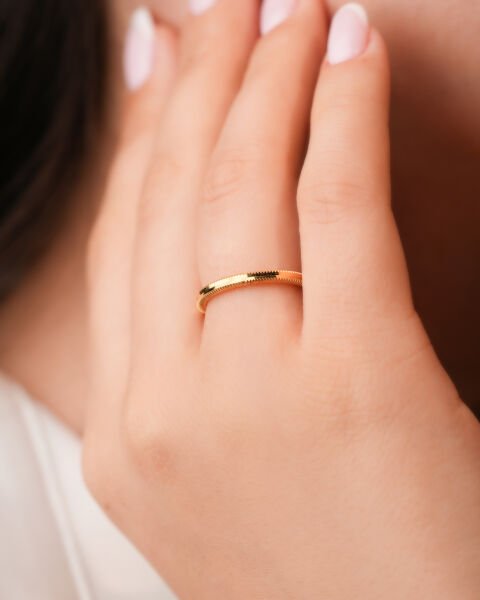 14 Ayar Altın Ajda Yüzük