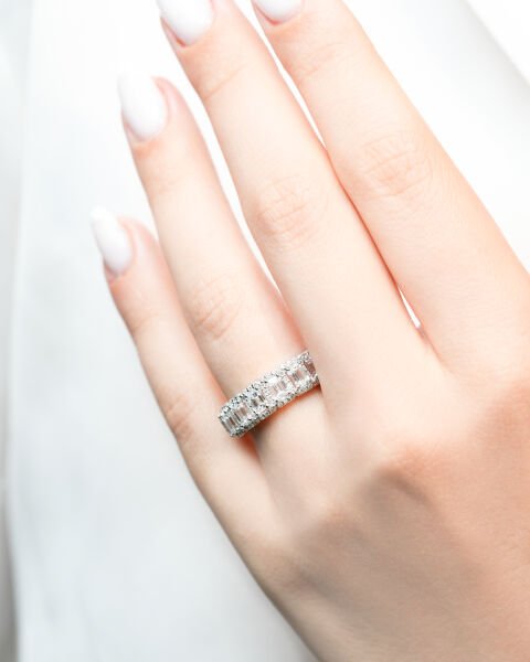 4.01 Karat Pırlanta Baget Taşlı Tamtur Yüzük