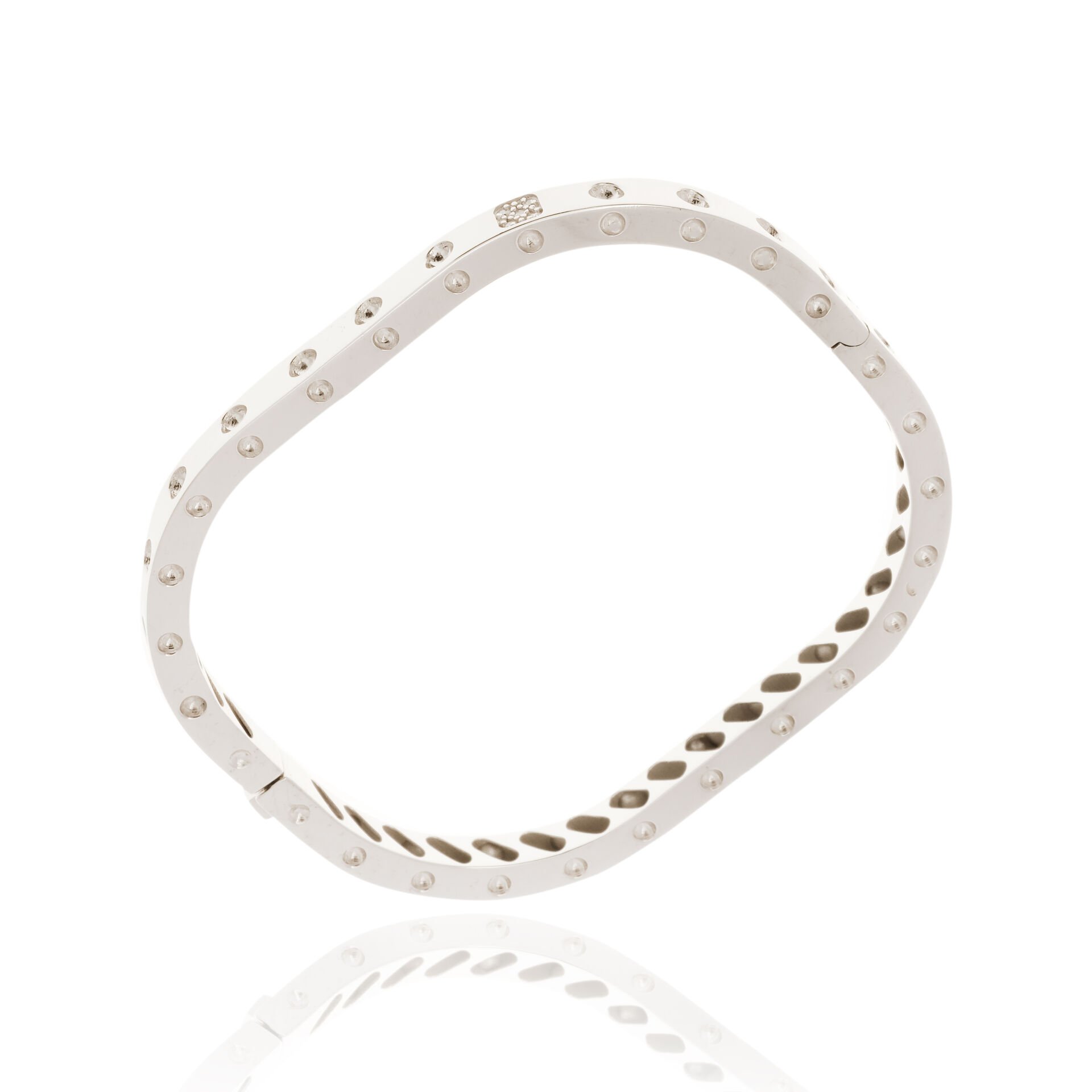 14 Ayar Beyaz Altın Kabartma Desenli Kare Form Kelepçe