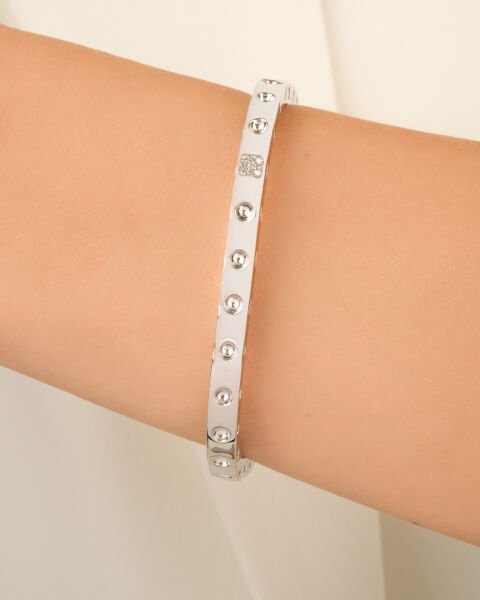 14 Ayar Beyaz Altın Kabartma Desenli Kare Form Kelepçe