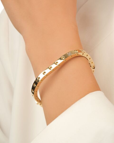 14 Ayar Rose Altın Kabartma Desenli Kare Form Kelepçe