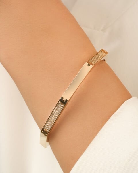 14 Ayar Altın Taşlı Köşeli Kelepçe