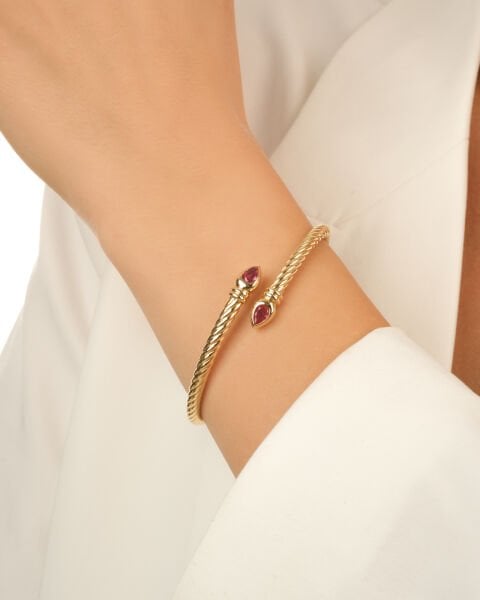 Cetaş Twist  14 Ayar Çift Yakut Taşlı Altın Kelepçe