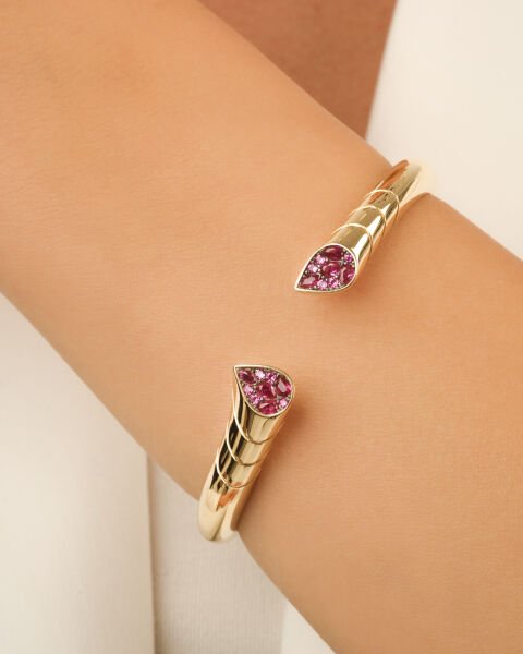 Cetaş Eterna 14 Ayar Altın Damla Yakut Kelepçe