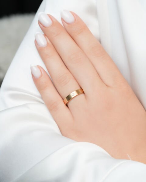 14 Ayar Altın Taşlı Mat Kadın Alyans