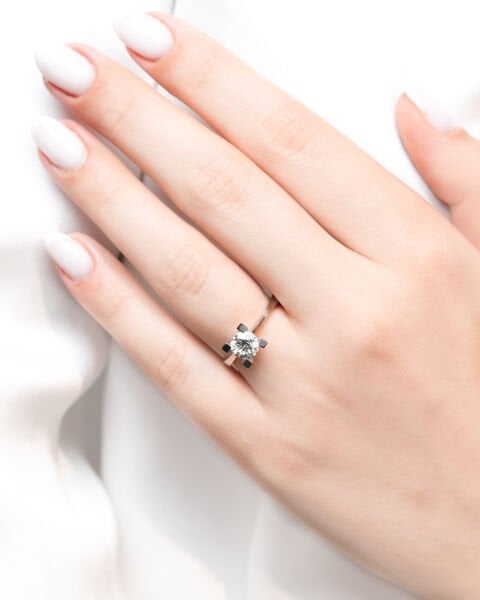 1.01 Karat Pırlanta Tektaş Yüzük