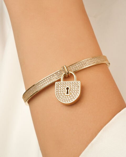 Cetaş 14 Ayar Altın Taşlı Dilek Kilit Kelepçe