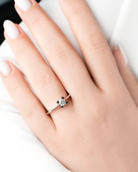 0.60 Karat Pırlanta Tektaş Yüzük