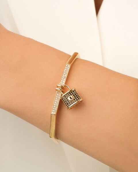 Cetaş 14 Ayar Altın Taşlı Dilek Kilit Kelepçe