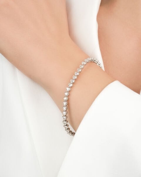 Kalp Kesim Pırlanta Su Yolu Bileklik