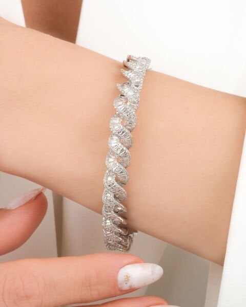 Baget Pırlanta Su Yolu Tasarım Bileklik