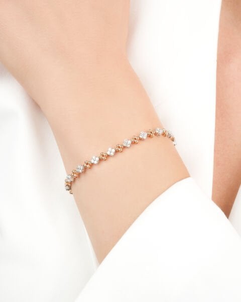 Çiçek Form Pırlanta Tasarım Bileklik