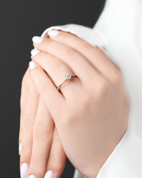 0.31 Karat Pırlanta Tektaş Yüzük