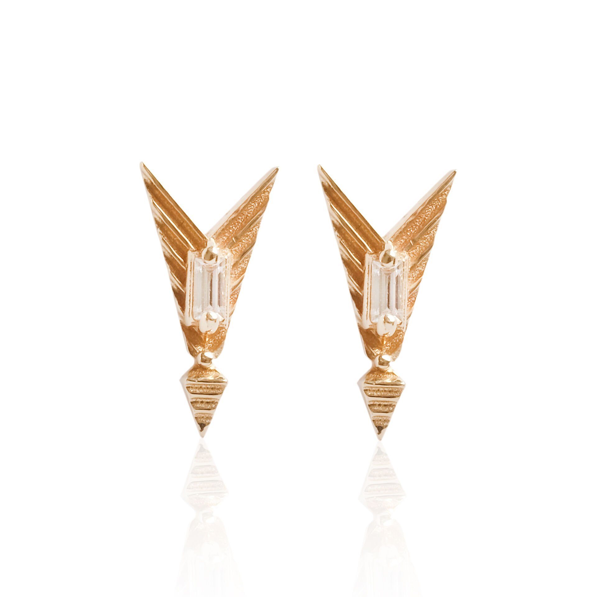 14 Ayar Altın Taşlı Ok Küpe