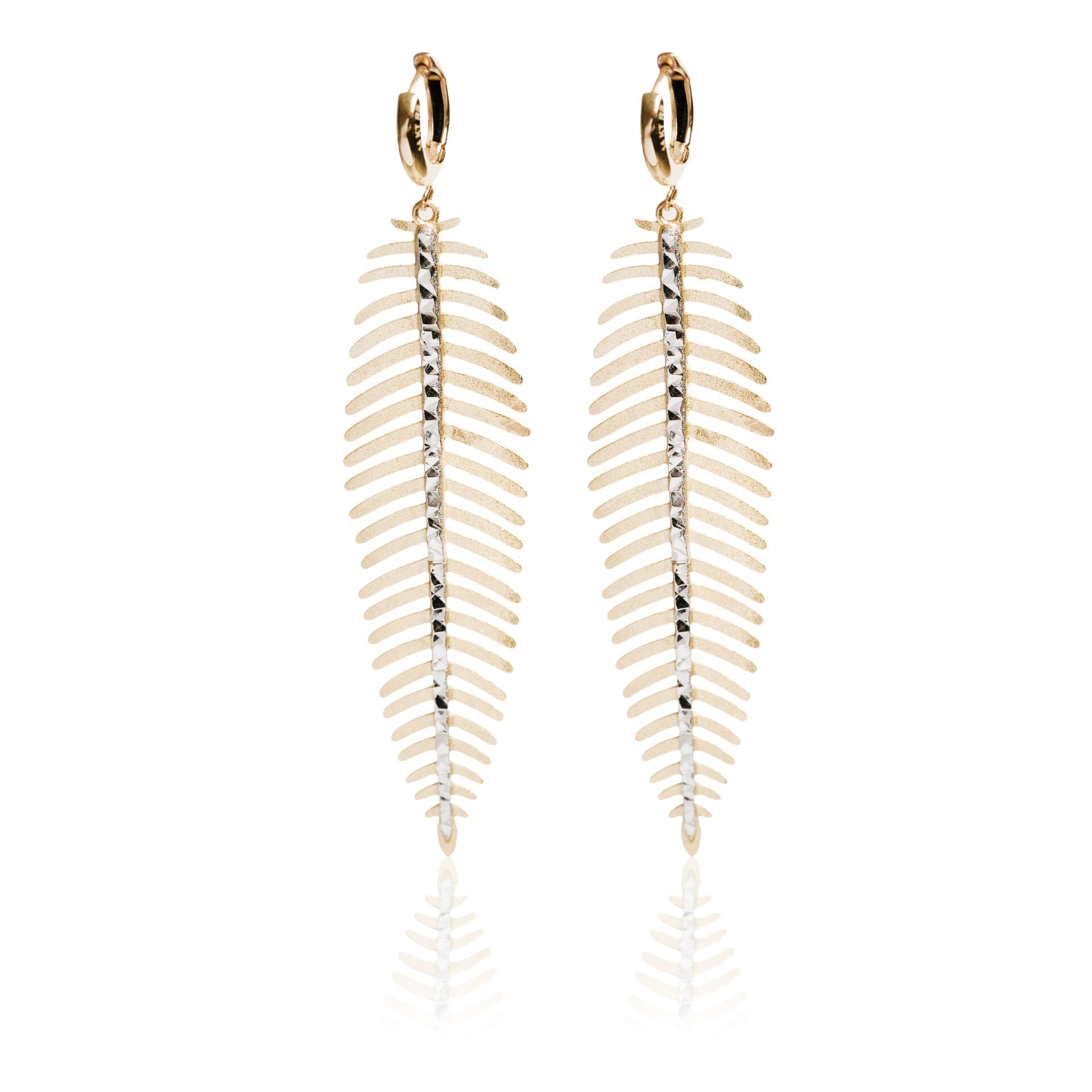 Roberto Bravo 14 Ayar Altın Palmiye Yaprağı Formlu Sallantılı Küpe