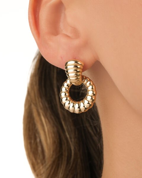 14 Ayar Altın Yuvarlak Formlu İstiridye Küpe – Özgün Tasarım